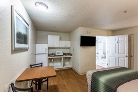 HomeTowne Studios Gainesville, GA