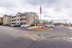 HomeTowne Studios Gainesville, GA