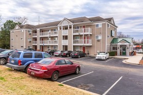 HomeTowne Studios Gainesville, GA