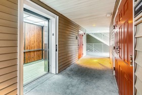 HomeTowne Studios Gainesville, GA