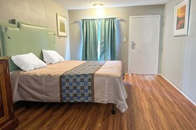 Hahira Inn By OYO near Valdosta