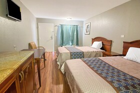 Hahira Inn By OYO near Valdosta