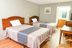 Hahira Inn By OYO near Valdosta