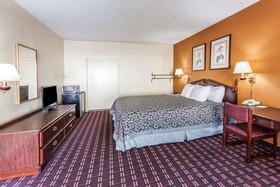 Days Inn by Wyndham Jackson