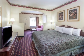 Days Inn by Wyndham Jackson