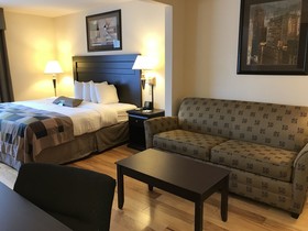 Wingate By Wyndham Lagrange