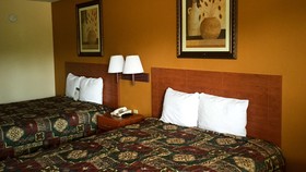 Rodeway Inn & Suites