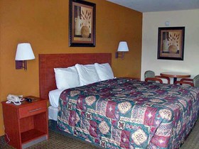 Rodeway Inn & Suites