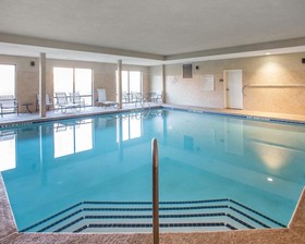 Comfort Suites McDonough Atlanta South