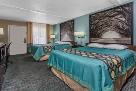 Red Roof Inn Savannah - Richmond Hill/ I-95