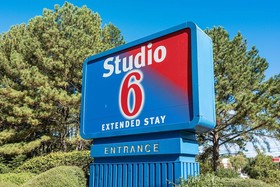 Studio 6 Skytop Rome