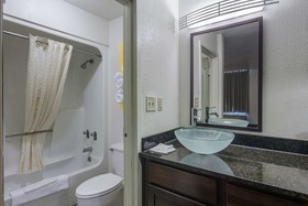 Studio 6 Skytop Rome