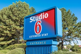 Studio 6 Skytop Rome