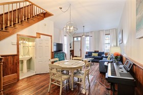 Gallery Stays - Pop Collection