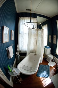 Roussell's Garden Bed & Breakfast