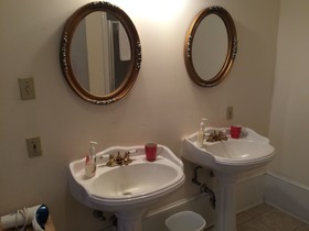 The Confederate House