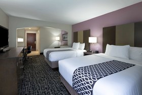 La Quinta Inn & Suites by Wyndham Snellville - Stone Mountain