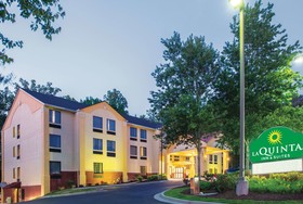 La Quinta Inn & Suites by Wyndham Snellville - Stone Mountain