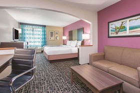 La Quinta Inn & Suites by Wyndham Snellville - Stone Mountain