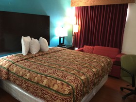 Days Inn by Wyndham Thomson