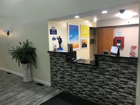 Days Inn by Wyndham Thomson