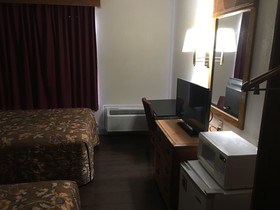 Days Inn by Wyndham Thomson