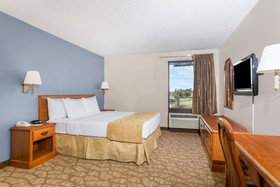 Spark by Hilton Tifton