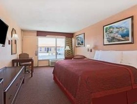 Days Inn by Wyndham Waycross