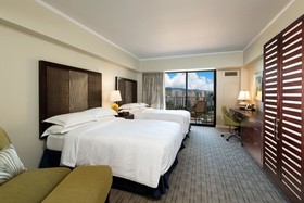 Hilton Grand Vacations Suites at Hilton Hawaiian Village