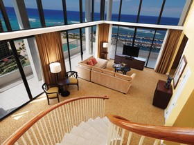 Hilton Grand Vacations Suites at Hilton Hawaiian Village