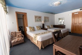 Holiday Surf Hotel