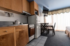 Holiday Surf Hotel