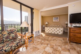 Waikiki Banyan Tower 2 by VRI Americas