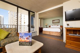 Waikiki Banyan Tower 2 by VRI Americas