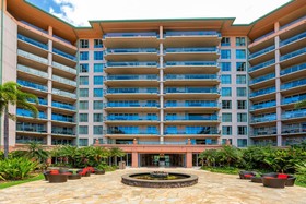 Honua Kai by RedAwning