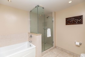 Honua Kai - Hokulani