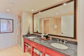 Honua Kai - Hokulani