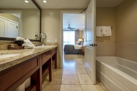 Honua Kai - Hokulani