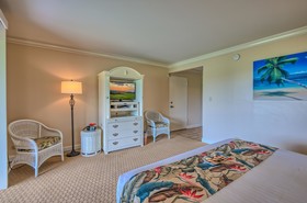 Royal Lahaina Resort & Bungalows
