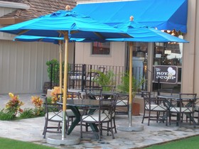 Royal Lahaina Resort & Bungalows