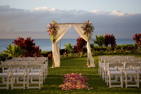 Royal Lahaina Resort & Bungalows