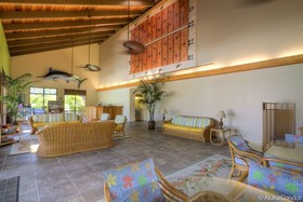 Kanaloa at Kona by Castle