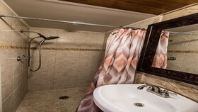 Kona Islander Inn Hotel