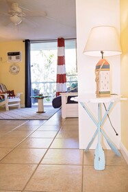 Kona Islander Inn Hotel