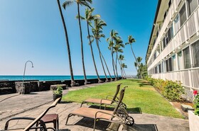 Kona Magic Sands Resort