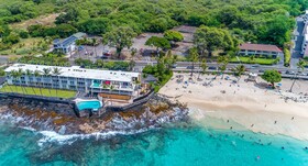 Kona Magic Sands Resort