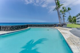 Kona Magic Sands Resort