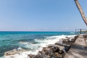 Kona Magic Sands Resort
