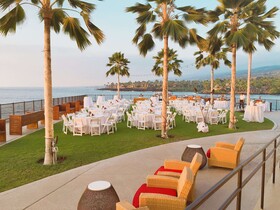 OUTRIGGER Kona Resort & Spa