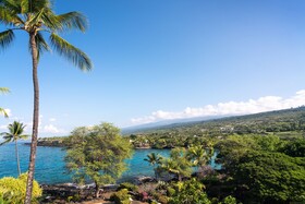 OUTRIGGER Kona Resort & Spa